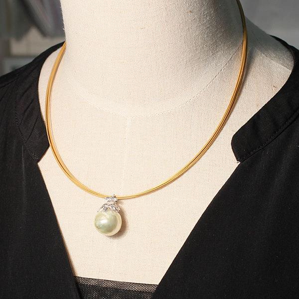 ペンダントトップ 白蝶真珠バロック形幅15.1mmK18WGホワイトゴールド製