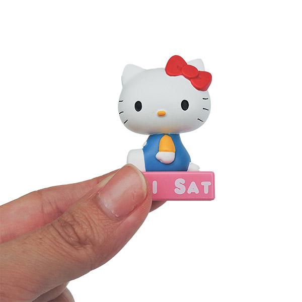 ハローキティ カラフル 万年 ブロックカレンダー 126112 : おもちゃ