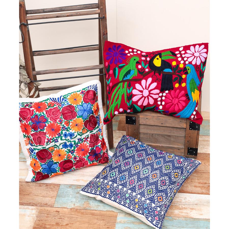 チチカカ（TITICACA） クッションカバー インテリア 生活雑貨 刺しゅう