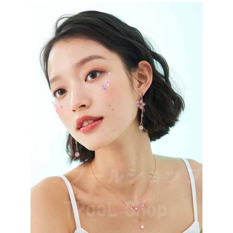 ピアス レディース 18K アレルギー対応 桜 花 揺れる イヤリング