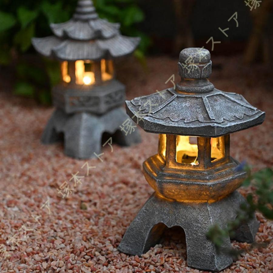 日本の屋外庭園 ソーラーランタン 樹脂像 和風 四角 四足 古燈籠 灯篭