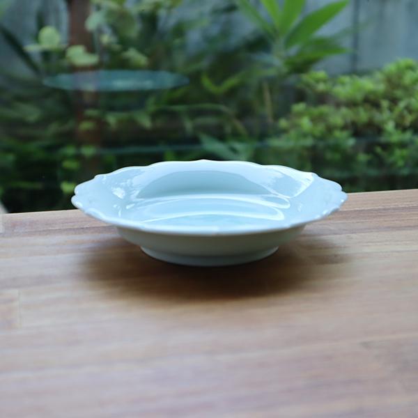 有田焼 青白磁桔梗渕小皿 : 有田焼 器の華 まるふく - 通販 - Yahoo