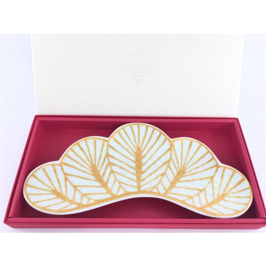 専用化粧箱入】有田焼 幸楽窯 錦金松葉形前菜皿(白(金/銀) /茶緑(金/銀