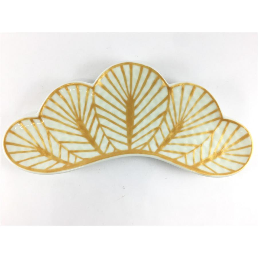 有田焼 幸楽窯 錦金松葉形 前菜皿 25cm お正月 食器 お祝い事 中皿 松