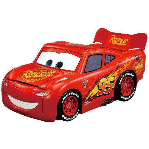 送料無料 カーズ トミカ トルネードシューターに変身！マックィーン