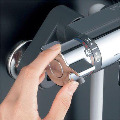 KVK 温度制御機能 サーモスタット式シャワー混合栓 KF800WT 寒冷地仕様