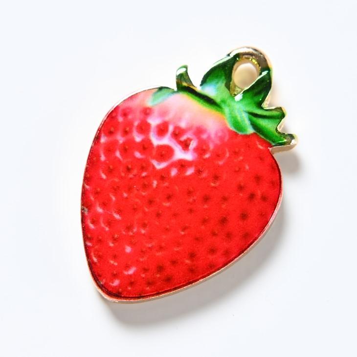 チャーム リアルないちご レッド 21.5mm 1個 1ヶ フルーツ ピアス