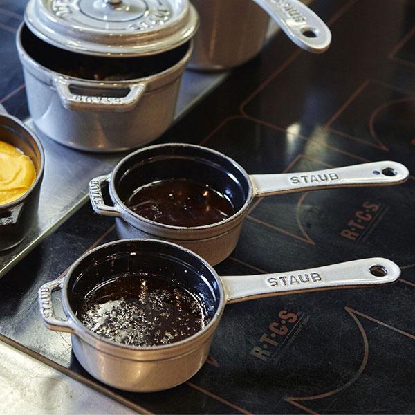 Staub（ストウブ） 鍋 10cm スモールソースパン グレー | : ZWILLING