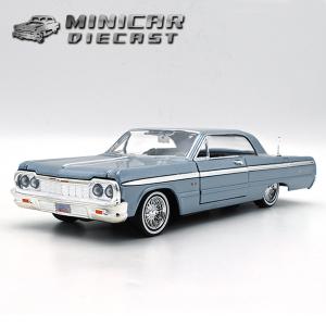 モーターマックス 1/24 箱入り ミニカー 1964 CHEVROLET IMPALA レッド