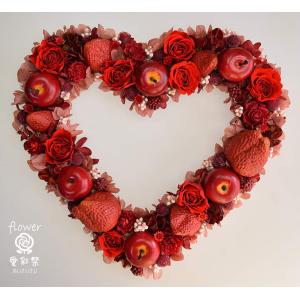 ピンクのバラ プリザーブドフラワーのハートリース ギフト プレゼント