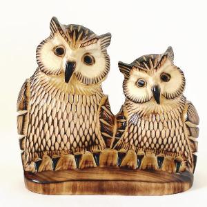 ピンクのフクロウ 置物 幸福を呼ぶ鳥 二重透かし彫り 縁起物