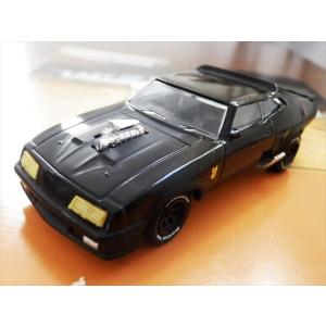 ミニカー 1/64 マッドマックス GREENLIGHT インターセプター フォード