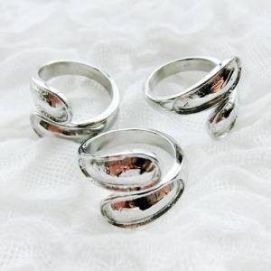 グルーデコ土台 デコ土台 ペンダントトップ・ヘッド18 三日月 ムーン