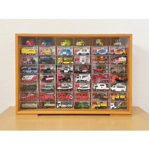 トミカ メープルorホワイトorブラック×アクリル棚 トミカのミニカーを