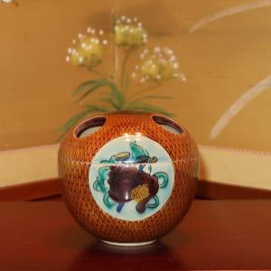 九谷焼 茶道具 香炉 細字 新古今和歌集毛筆 田村金星作 （限定品