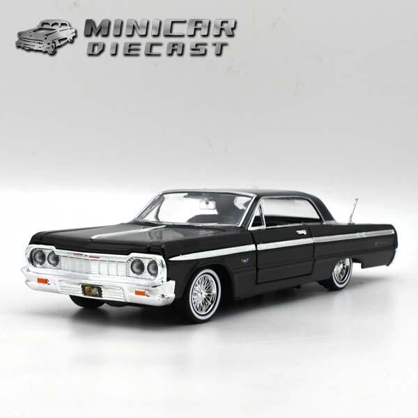 1/24 箱入り ミニカー 1964 CHEVROLET IMPALA ブラック 1964年