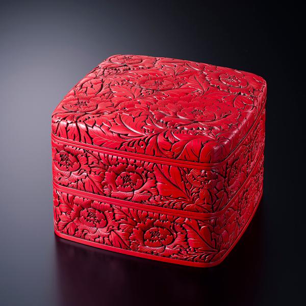 村上の伝統工芸『村上木彫堆朱 重箱二段』 : 道の駅朝日-朝日みどりの