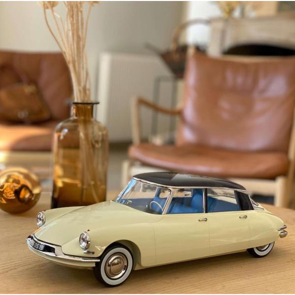 ミニカー ノレブ 巨大 1/12 1956 シトロエン DS19 ベージュ/黒 1956