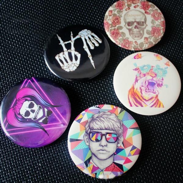 缶バッジ 派手 ライブ スカル バラ 骨 虎 サングラス 幾何学 バッジ