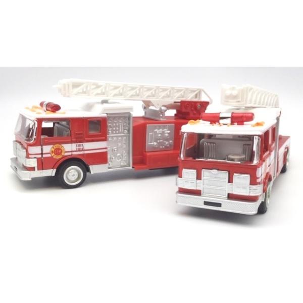 アメリカン消防車 お得な2台セット 赤 サイレン音 パトライト点滅