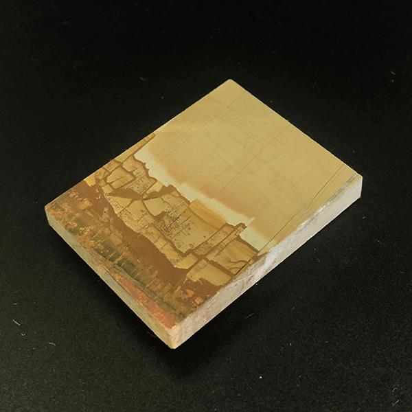 パエジナストーン（約32×43ミリ） : Mineral&Fossil - 通販 - Yahoo