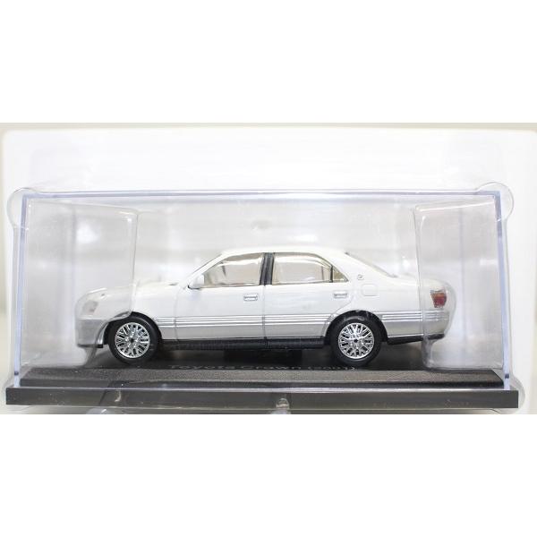 新品 1/43 国産名車コレクション トヨタ クラウン（2001