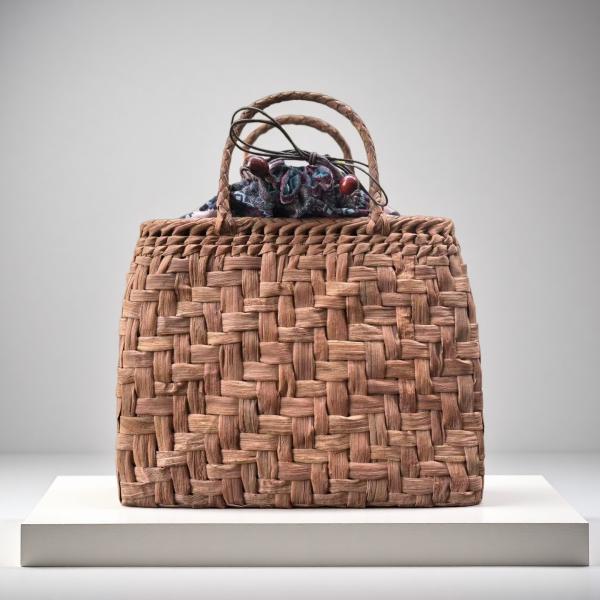 国産山葡萄蔓 手作り かごバッグ 太ひご網代編み 巾着タイプ内布 L