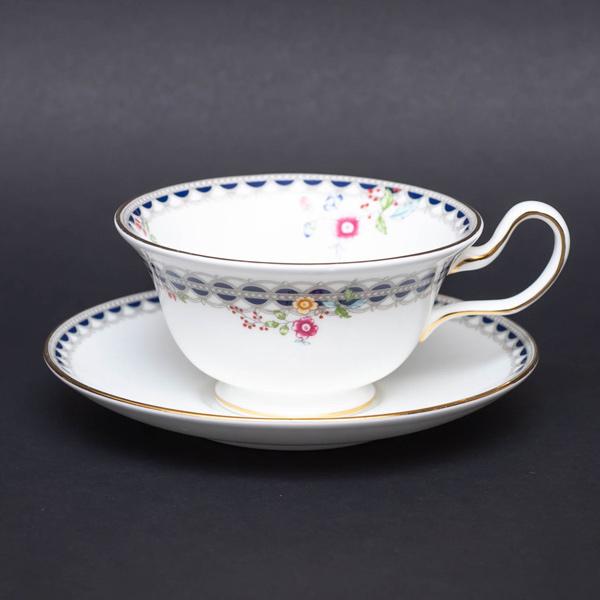 WEDGWOOD（ウェッジウッド） レースピオニー ティーカップ＆ソーサー
