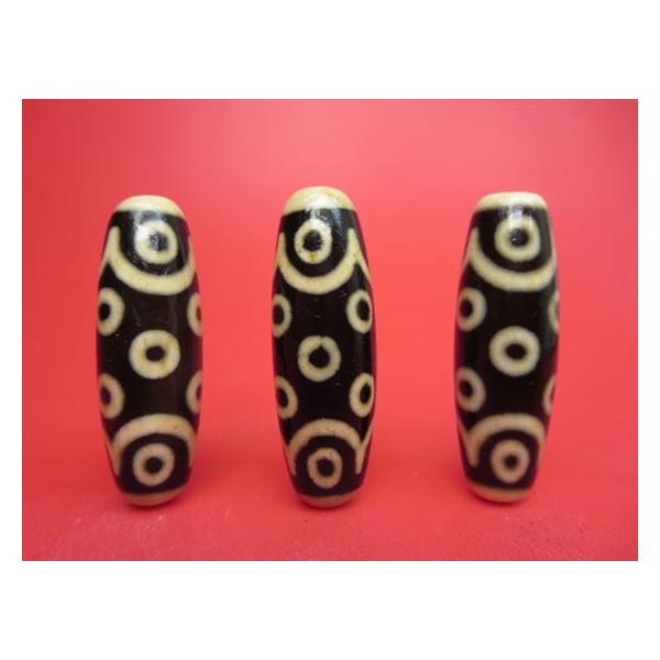 チベット天珠 十五眼天珠 油潤加工 38×12.5mm 馬蹄痕 : 天然石のお店