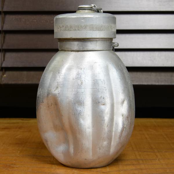 ポーランド軍放出品 水筒 キャンティーン アルミ製 [ 難あり ] 波軍 軍