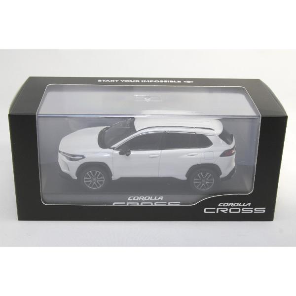 トヨタ特注 1/30 カローラ クロス 2025 カラーサンプル プラチナ
