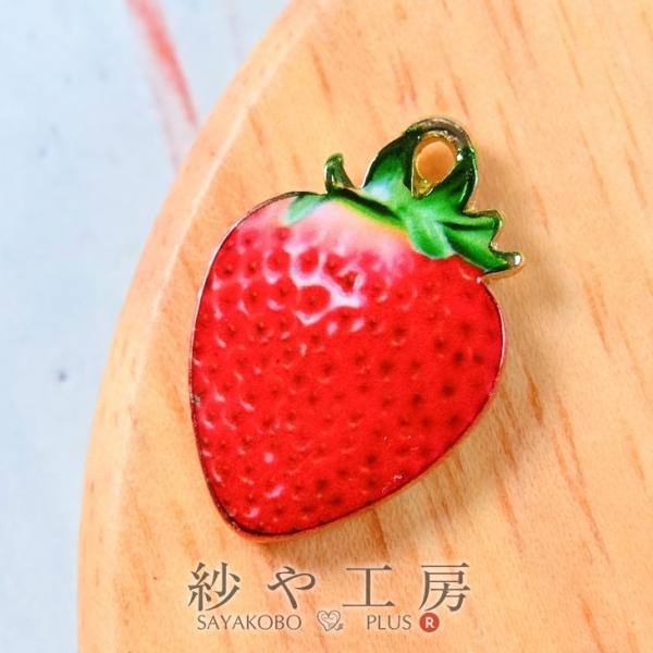 チャーム リアルないちご レッド 21.5mm 1個 1ヶ フルーツ ピアス