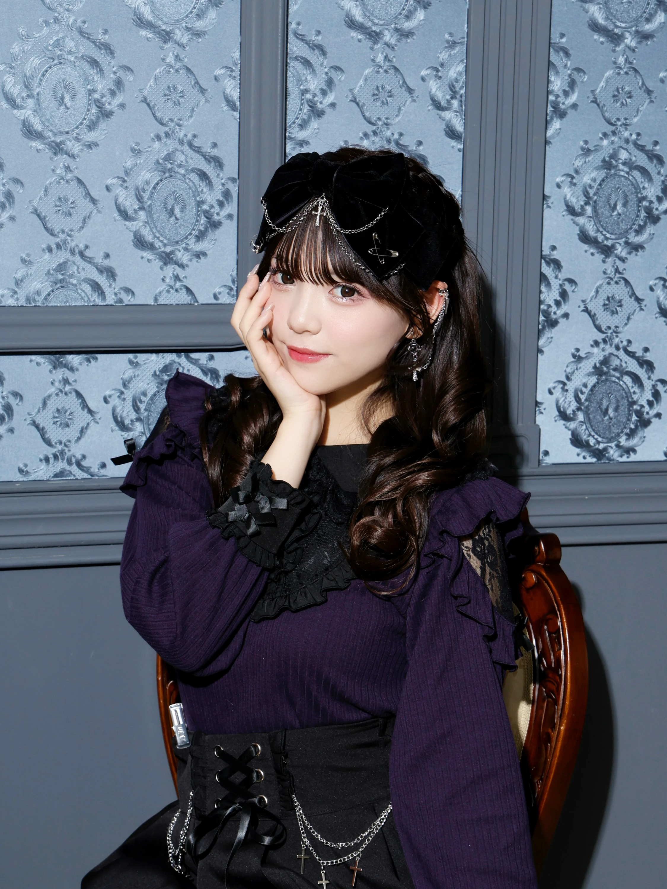 ベロアリボンクロスチェーンカチューシャ（アクセサリー｜黒）｜【公式