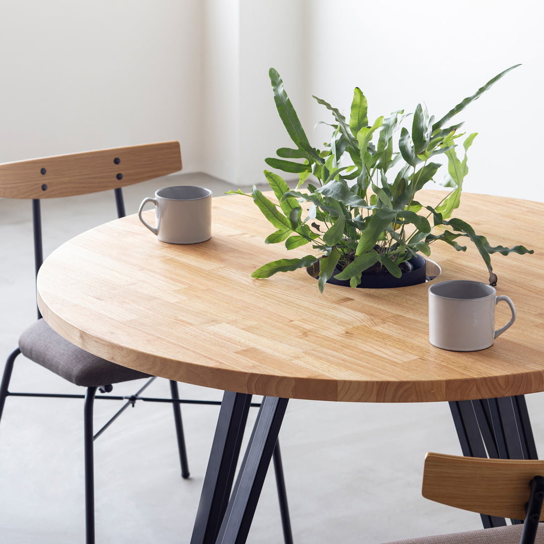 THE CAFE TABLE / ラバーウッド Black Steel トライアングル 4pin