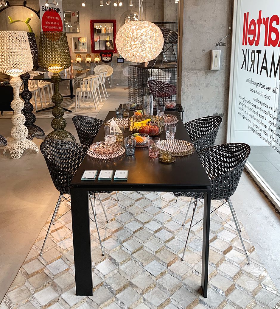 吉岡徳仁がデザインした最新作「スマトリック｜SMATRIK」｜Kartell