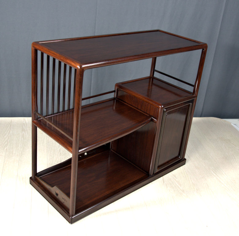 飾り棚: 紫檀 大阪唐木指物 若畑作 片開き 2尺棚 no.3506 / 唐木家具OSAKA