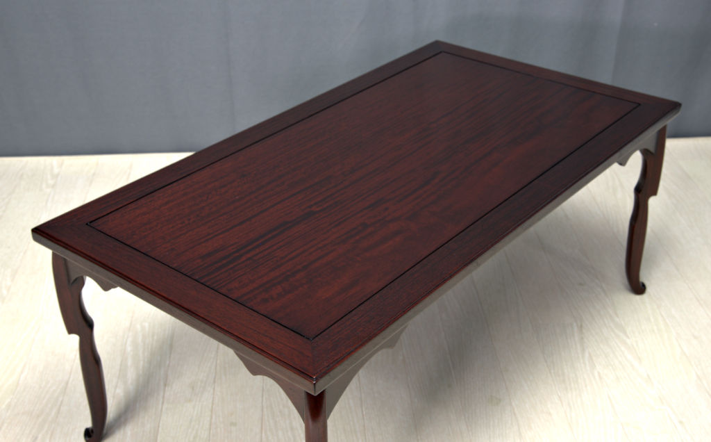 座敷机: 文机 花梨 若畑作 大阪唐木指物伝統工芸品 no.2502-01 / 唐木