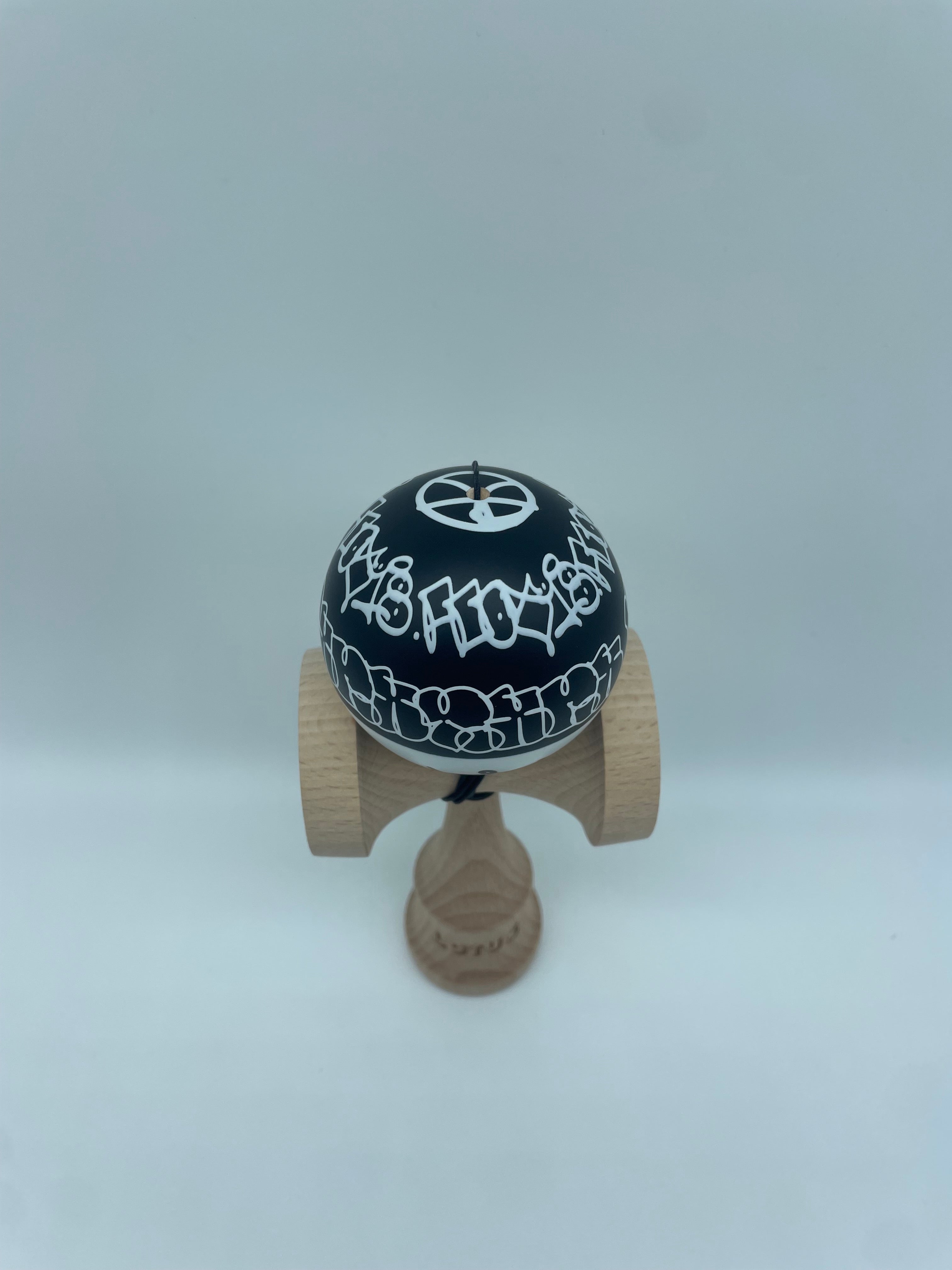 Lotus x PDOX BW 2023 Silk Complete – Kendama Depot