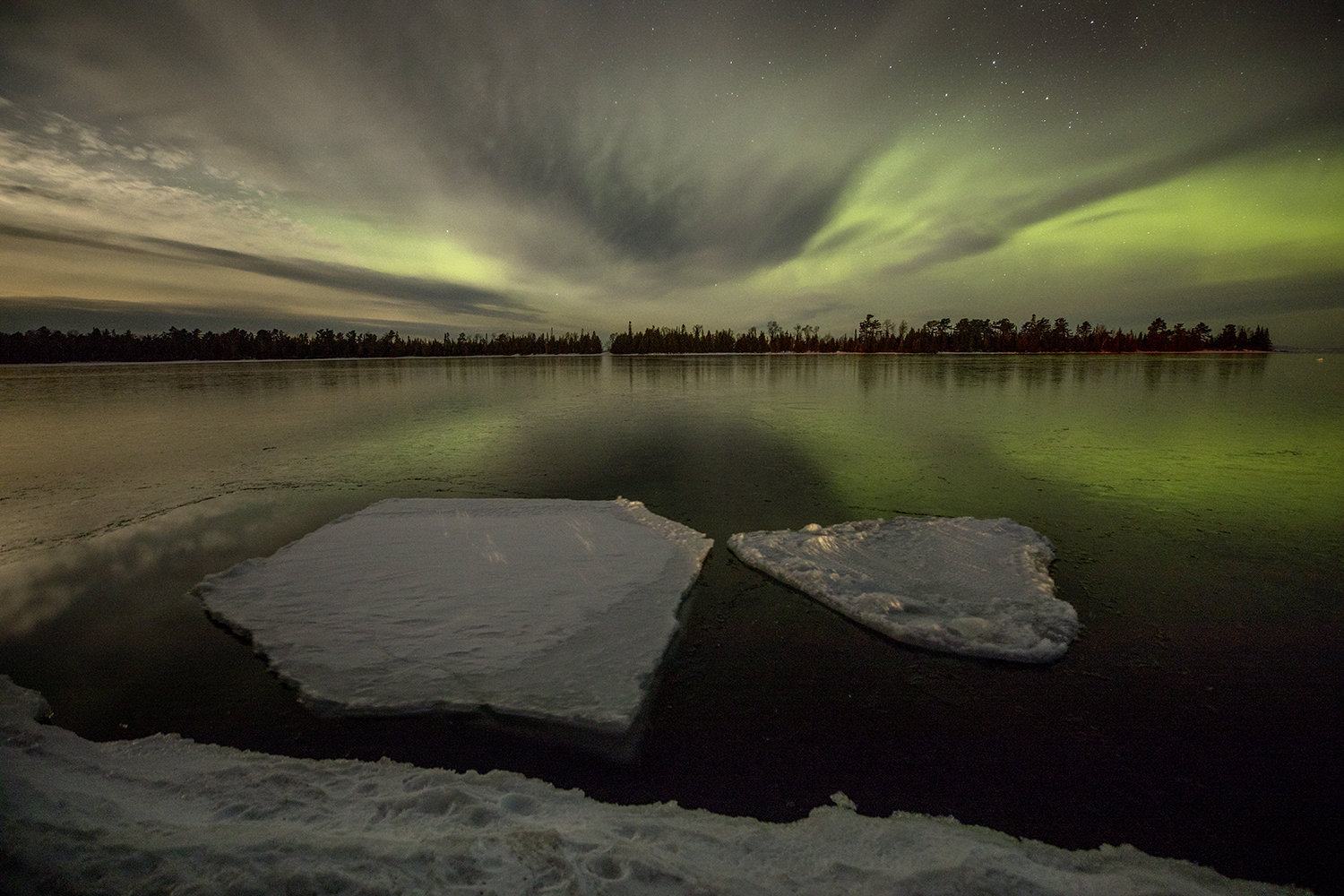 Northern Lights – Keweenaw Mountain Lodge