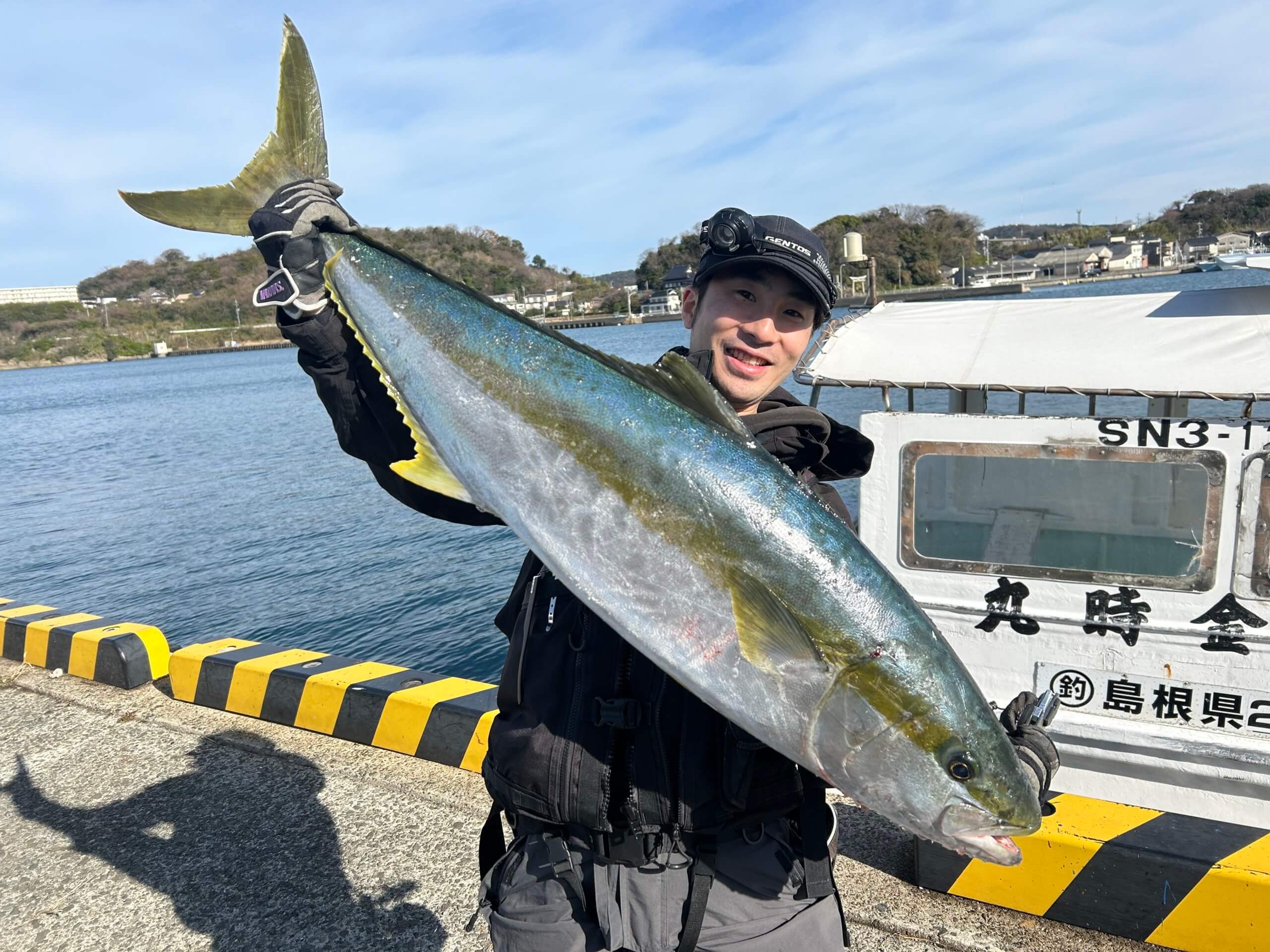 2024年12月25日(水)の波止 磯 釣果報告 | 山陰 島根県浜田市 浜田港