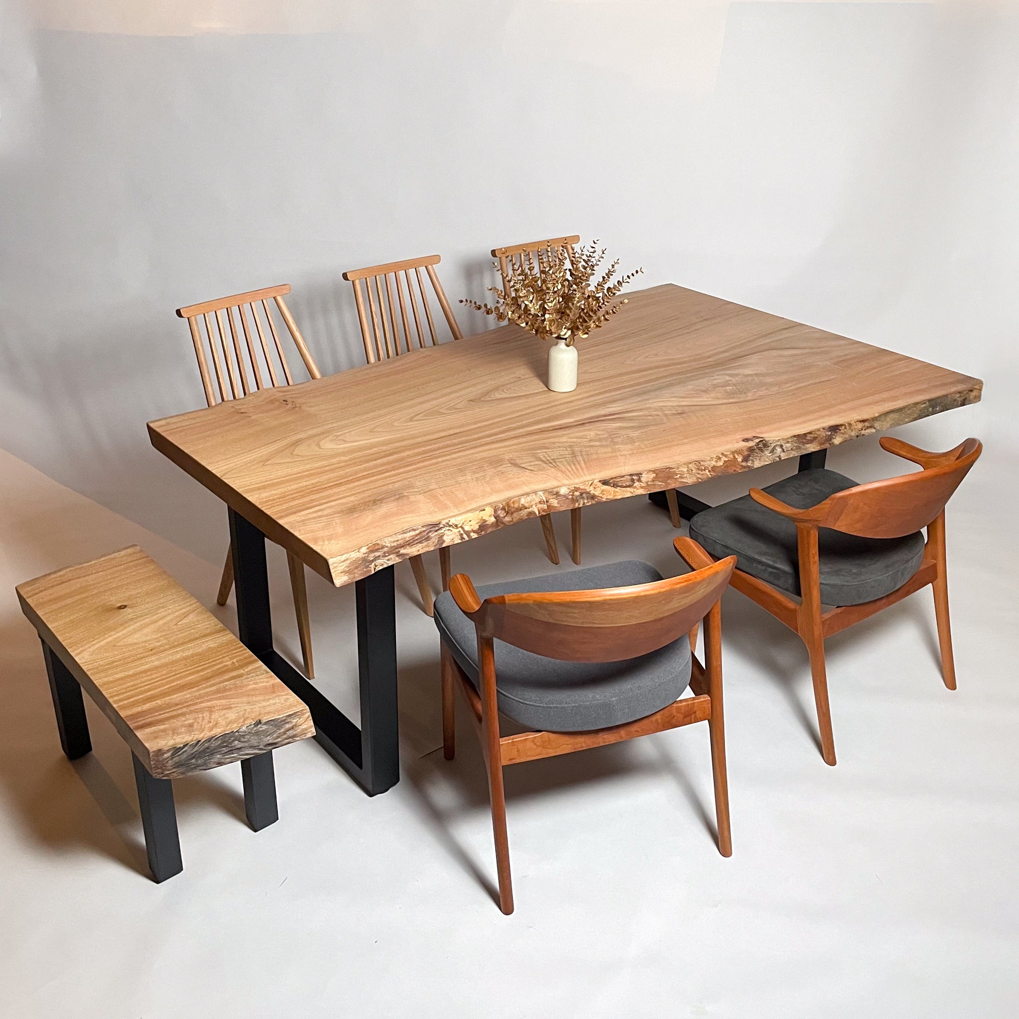 KIDOMEIMOKU 楠一枚板ダイニングテーブル & OSOROISU｜190cm(6人掛け