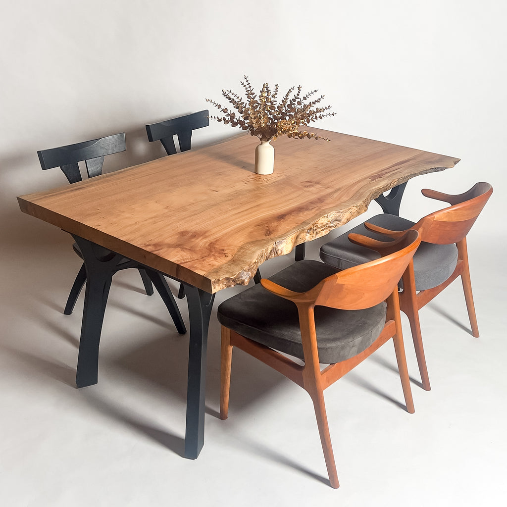 KIDOMEIMOKU 椨桜（たぶざくら）一枚板ダイニングテーブル｜160cm(4人