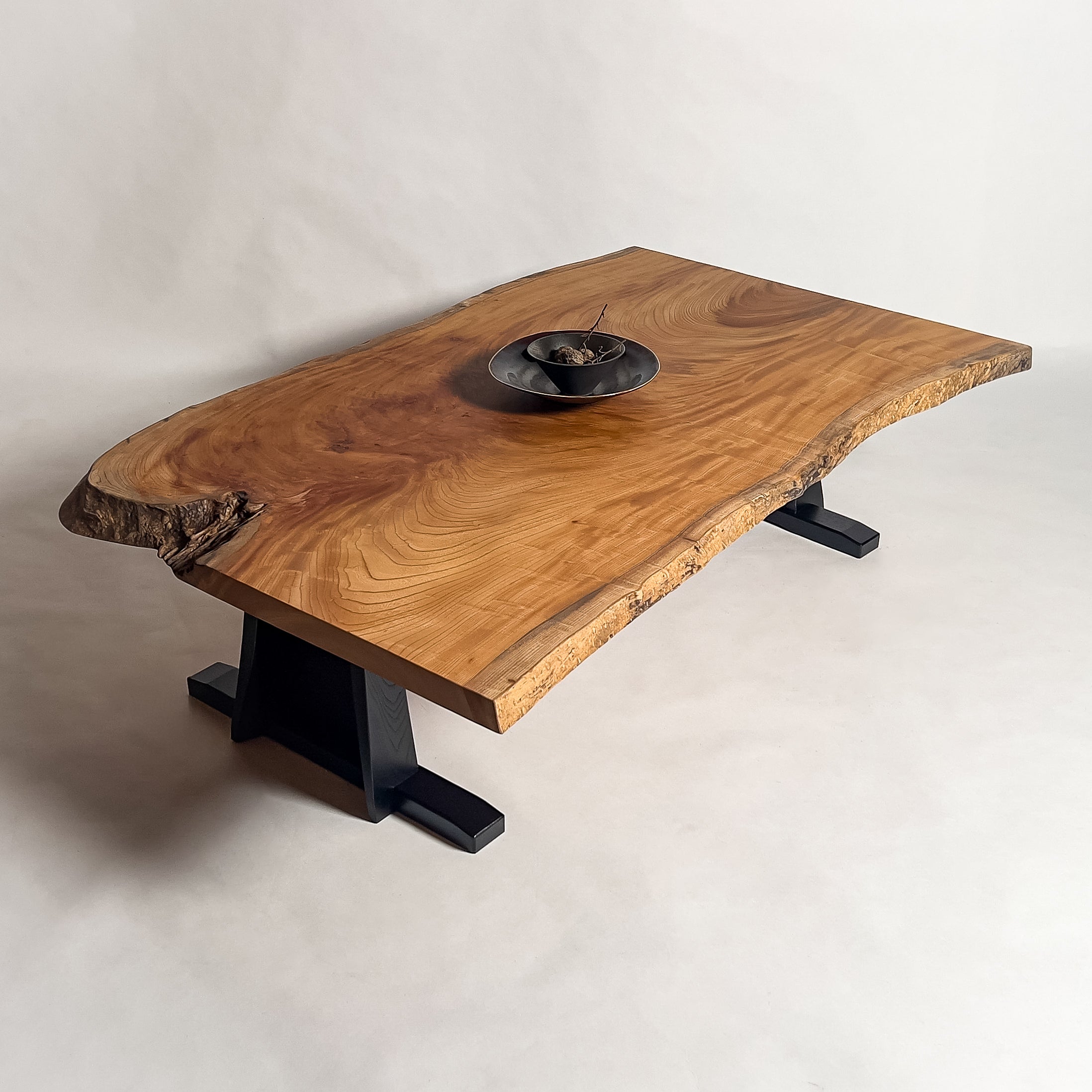 欅（けやき）一枚板テーブル｜【公式】KIDO MEIMOKU（鬼童銘木