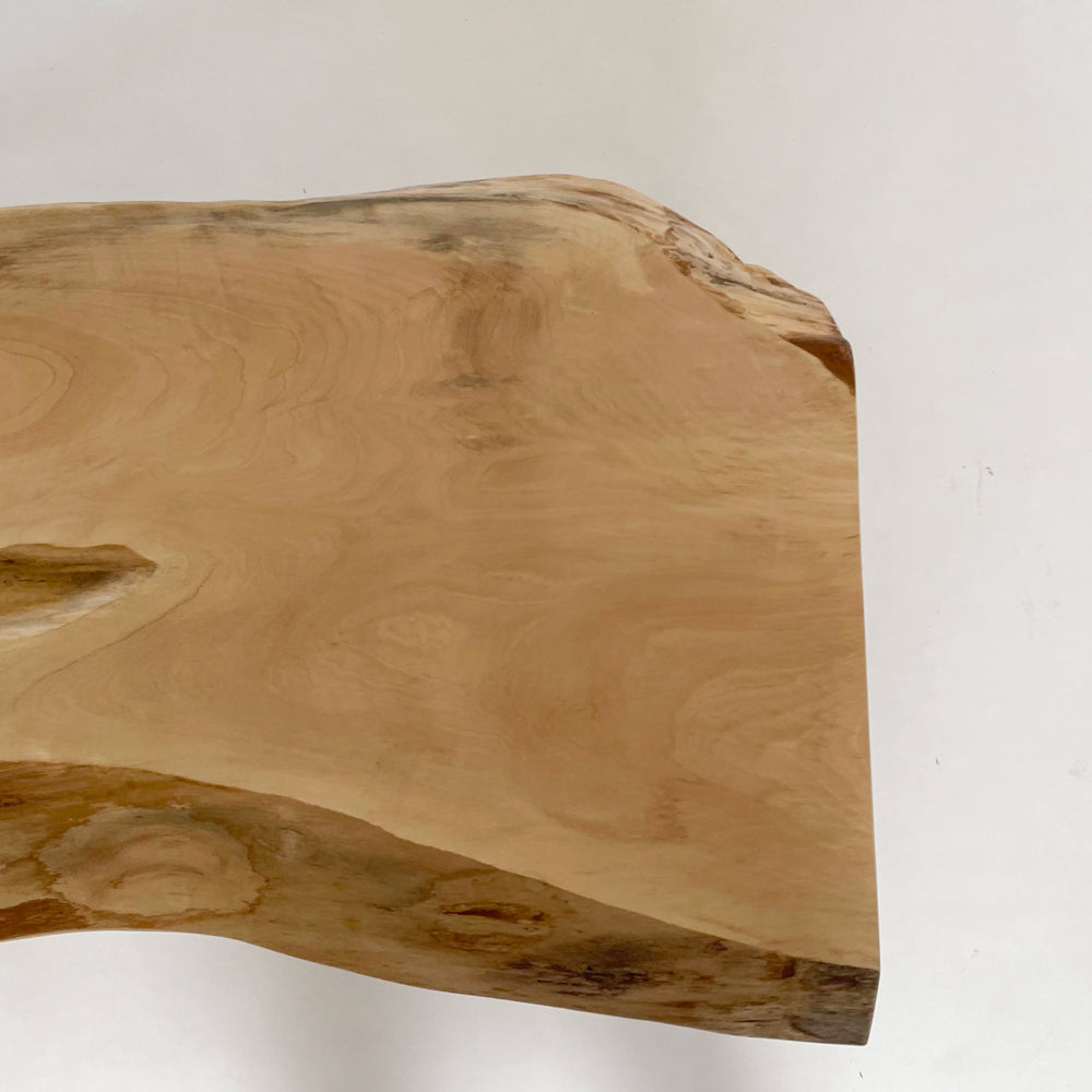 鬼童銘木】No.1040 一枚板栃（とち）ローテーブル｜2人掛け – 【公式