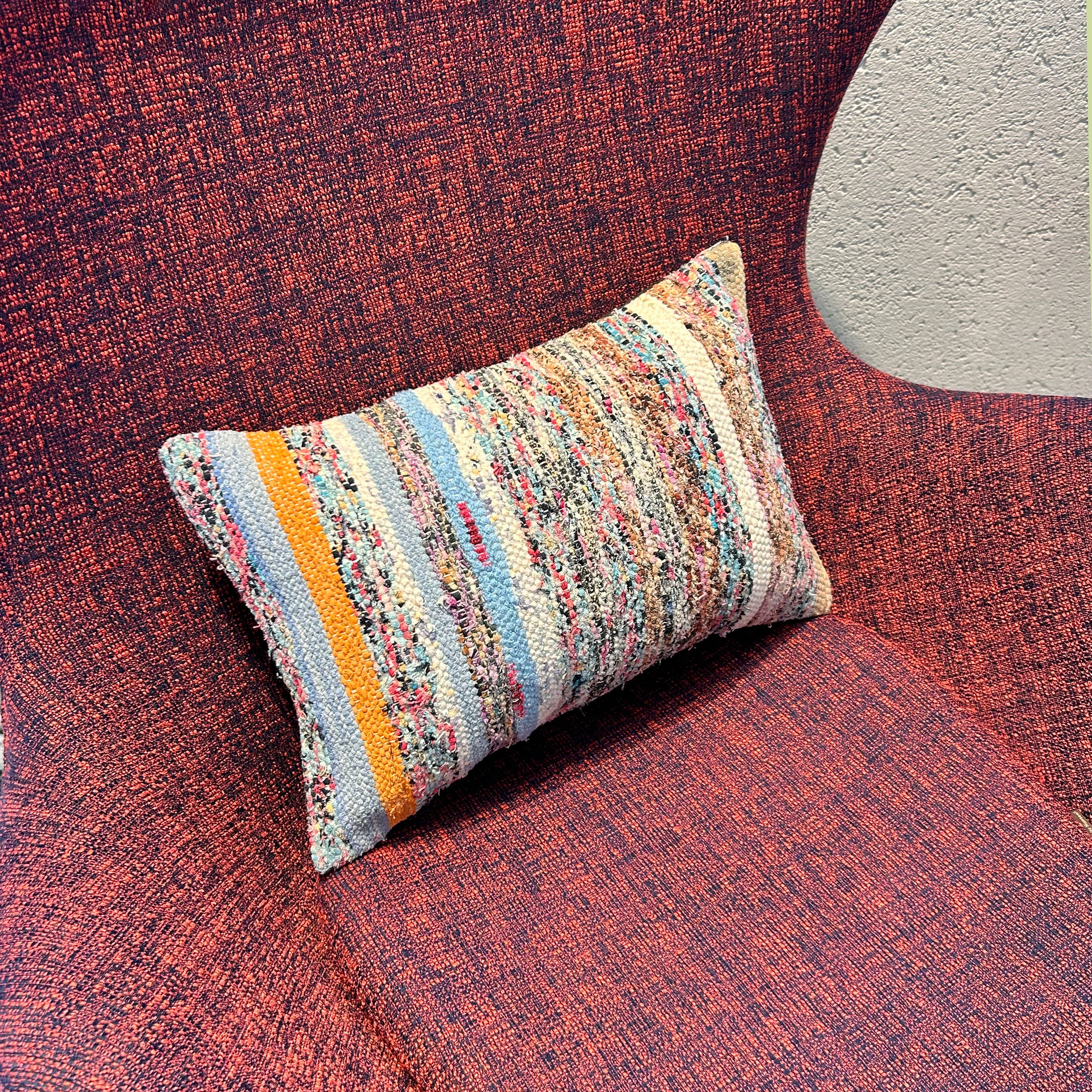 オールドキリム（裂き織り） キリムクッションカバー 30×45㎝ (C-14032