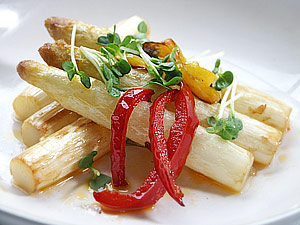 ホワイトアスパラガス超極太(3L以上) 1kg | 吉粋(きっすい) 北海道から