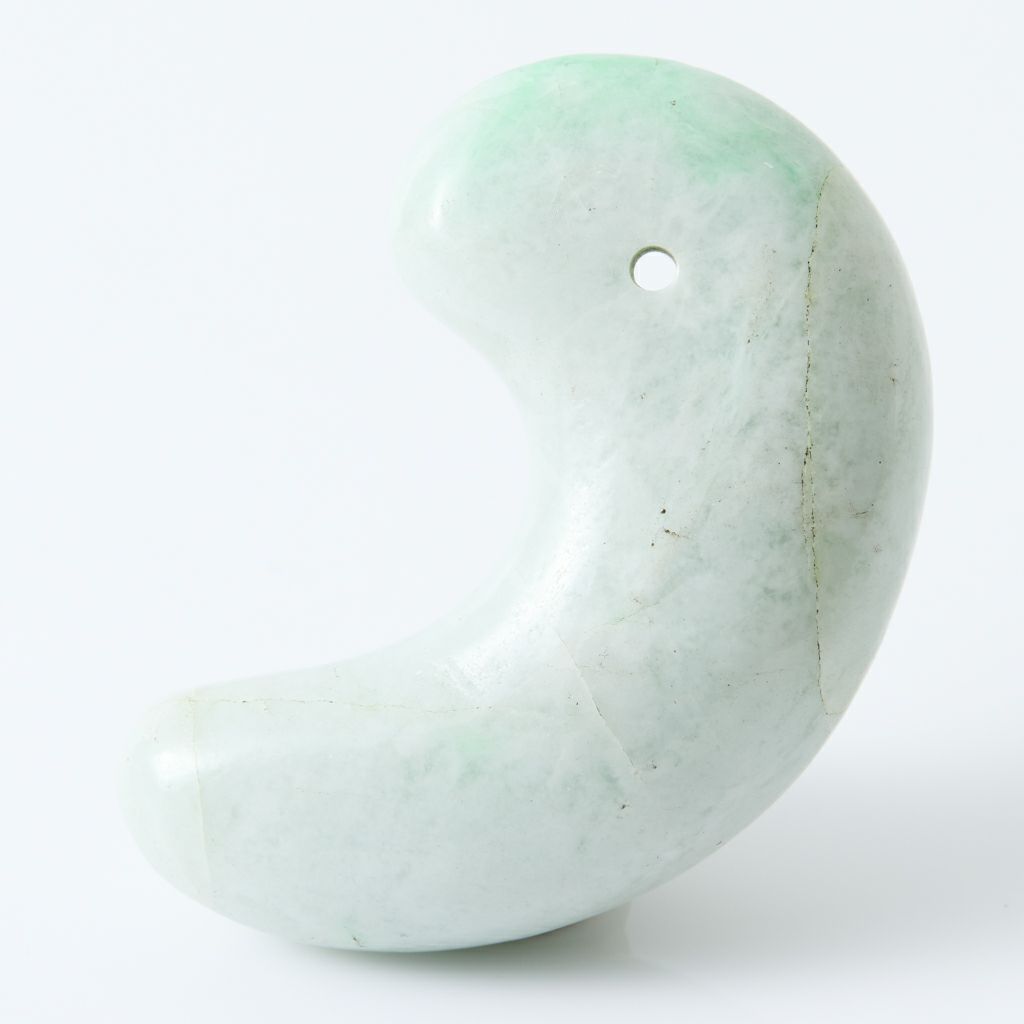 極上プレミアム・いにしえの勾玉・八尺瓊勾玉同型・淡緑色・艶美麗