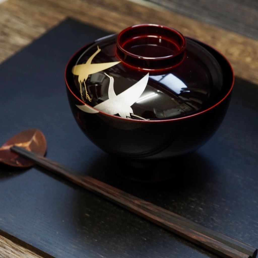 越前 千羽鶴雑煮椀 溜 – 漆器 高翆