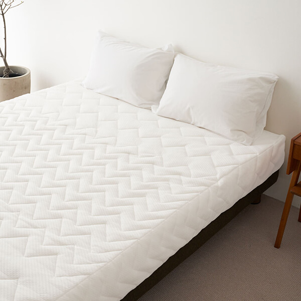 雲のやすらぎプレミアム マットレス｜雲の上で寝ているような寝心地の