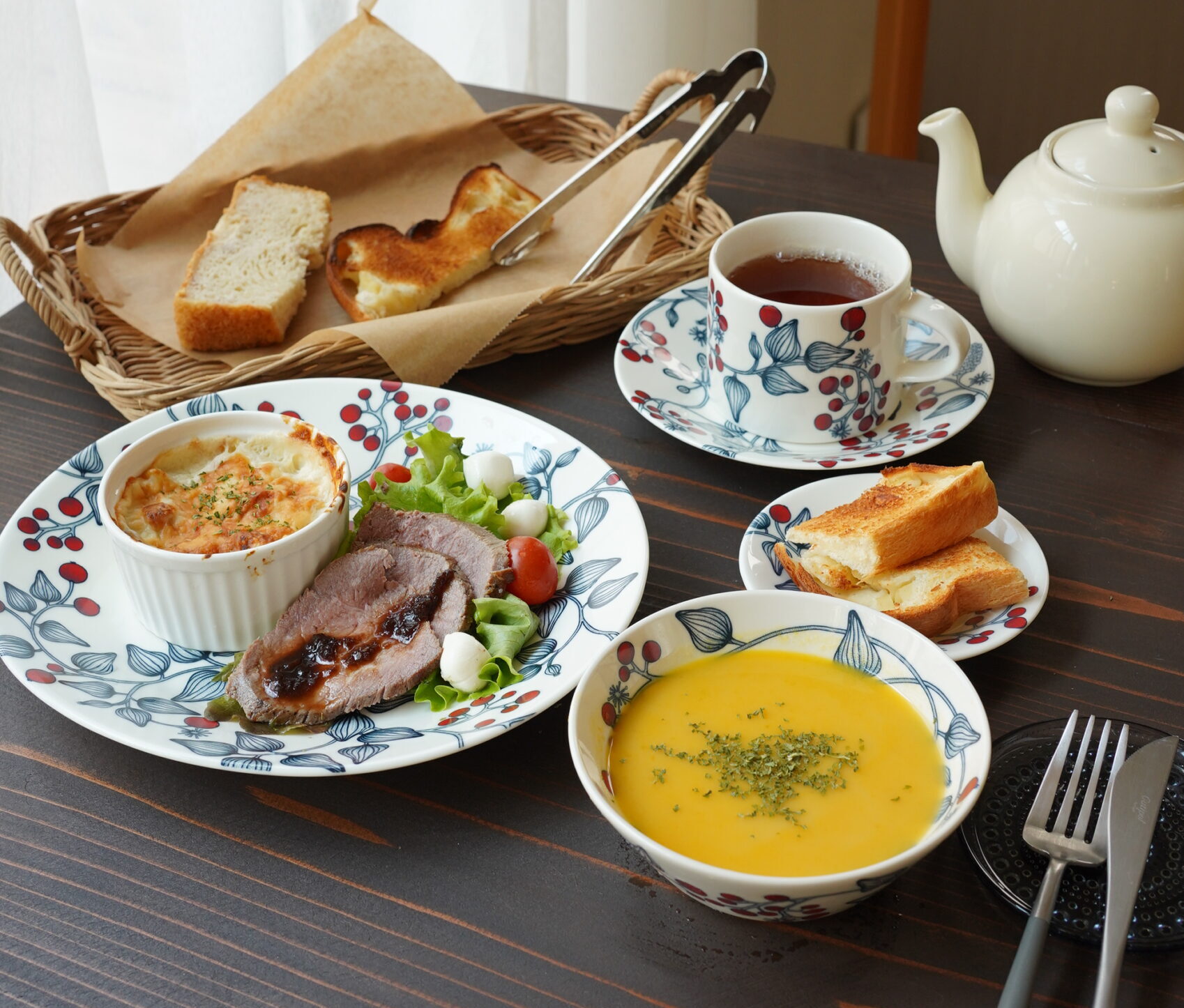 ルノ フロストベリーでブランチテーブル♪ - kukkakakku.